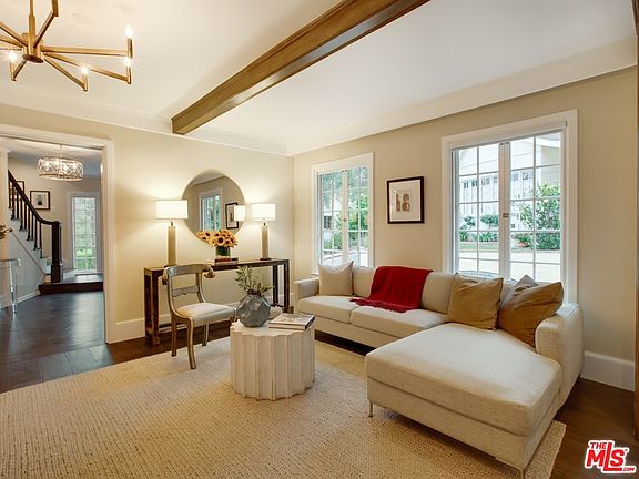 4th image of 2200 N Vista Del Mar Ave