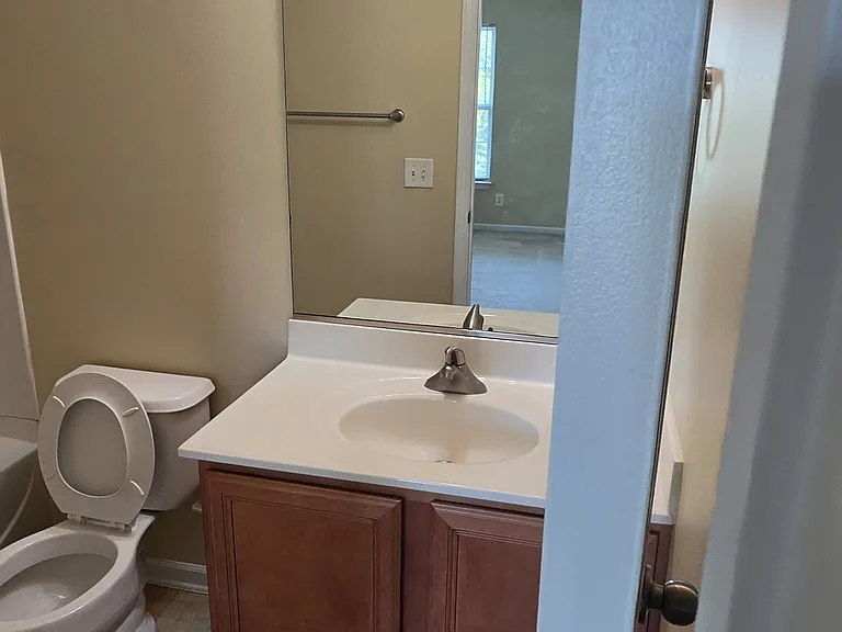 5585 Farm House Trl — Photo 10