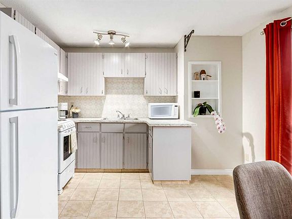 4th image of 6819 NE Centre St NW #10