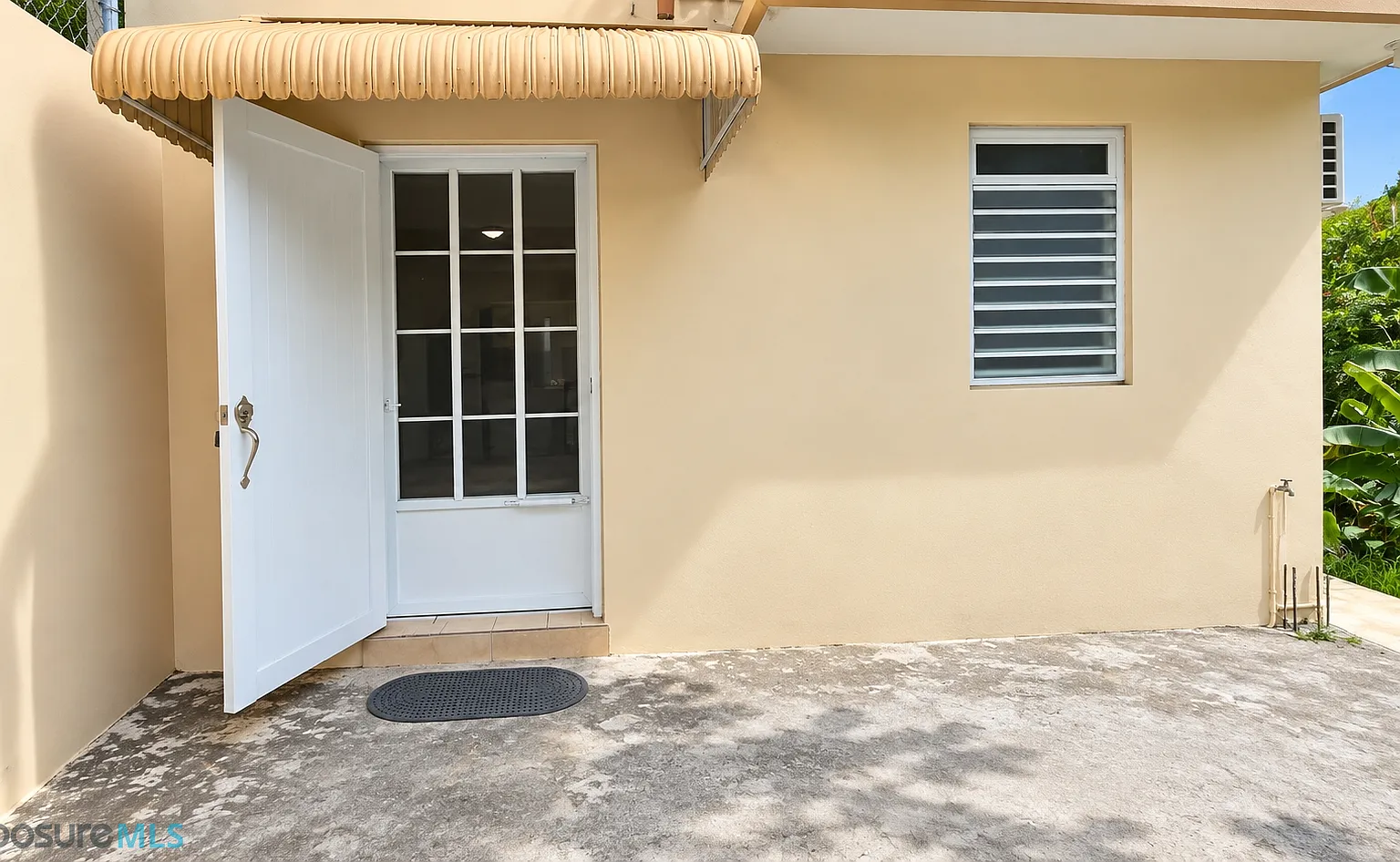 2 bed, 1.0 bath, 800 sqft, $750 — Photo 3