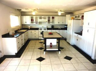 2214 Western Hills Dr NE, Rio Rancho, NM 87124