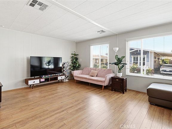 3rd image of 1201 W Valencia Dr Spc 69