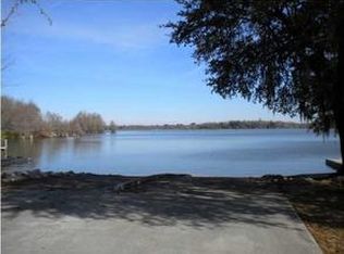 212 Mystic View Ln, Eutawville, SC 29048