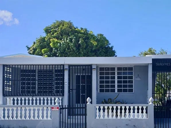 E Urb Brisas Del Mar #12-B, Luquillo, PR 00773
