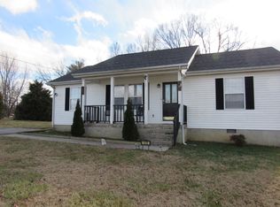 119 E Airport Dr, McMinnville, TN 37110