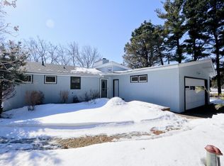 1911 Meadowview Rd, Bloomington, MN 55425