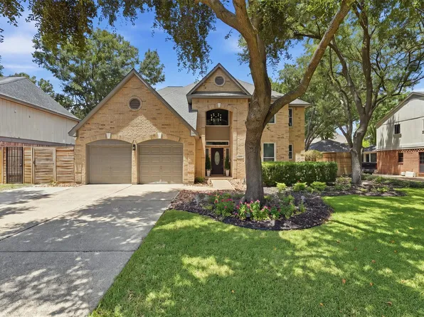 8103 Hurst Forest Dr, Humble, TX 77346