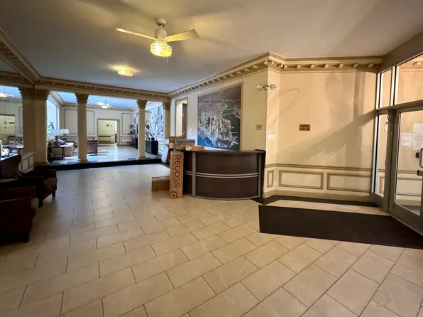 1620 Avenue I image 12 of 13