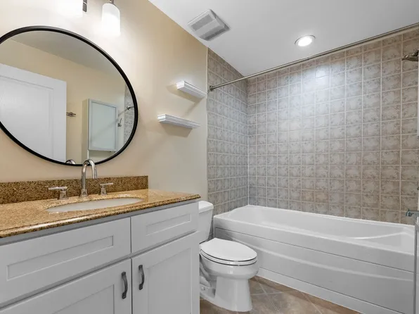 727 Monroe Street image 17 of 24