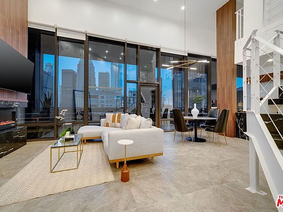 3rd image of 1100 Wilshire Blvd APT 1706