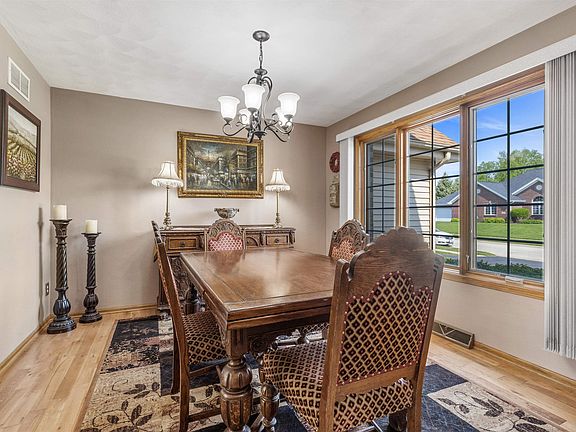 3rd image of 12438 Tweed Dr