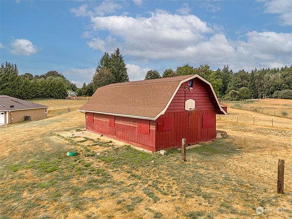 2nd image of 1562 SE Flora Lane