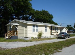1422 16th St W, Bradenton, FL 34205