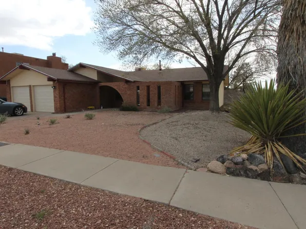 7721 White St NE, Albuquerque, NM 87109