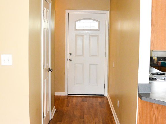 5th image of 61 Maidie Ln