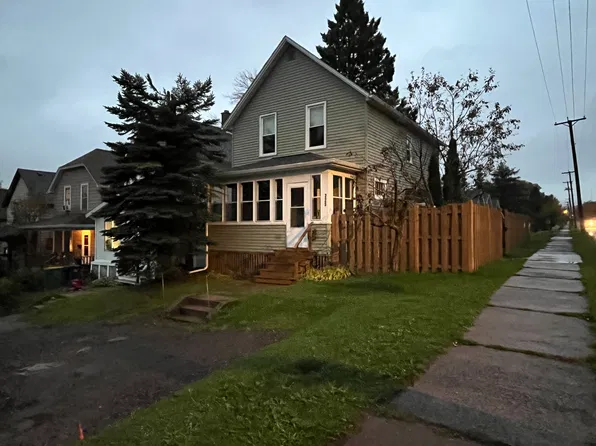 725 N 10th Ave E, Duluth, MN 55805