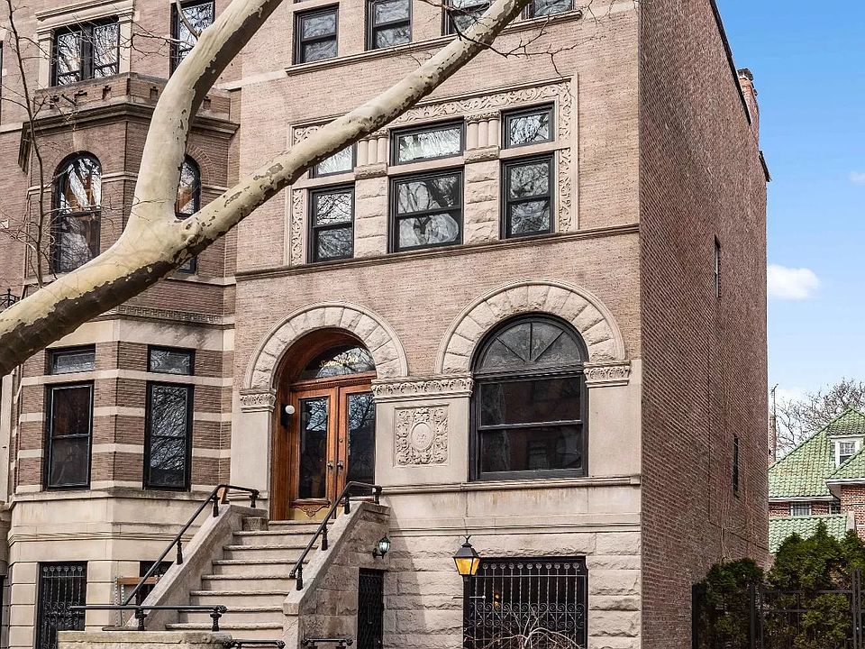 1st image of 71 Midwood St