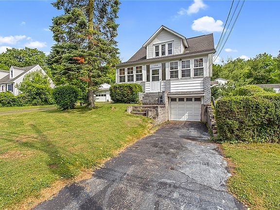 2nd image of 134 Armstrong Rd