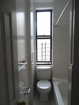 Rented by Bohemia Realty Group | media 11