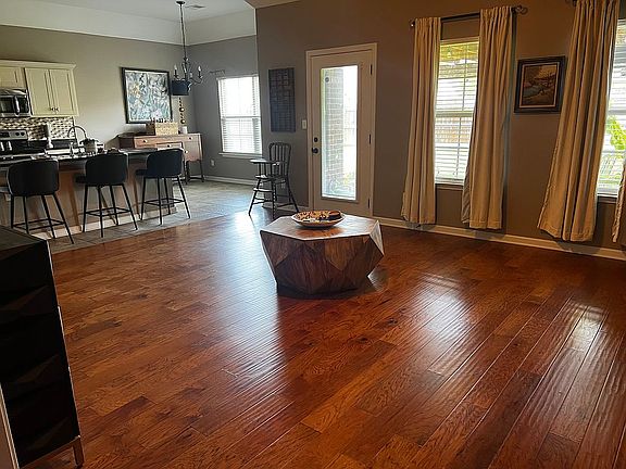 2nd image of 4192 Bramble Crest Dr