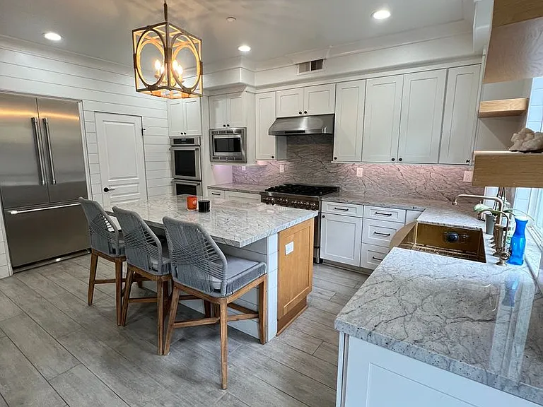20917 Cabrillo Ln — Photo 4
