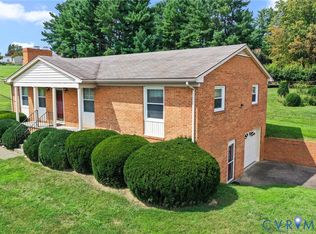 114 Fox Hill Dr, Staunton, VA 24401