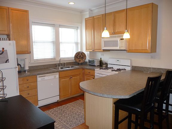 4th image of 5507 N Paulina St
