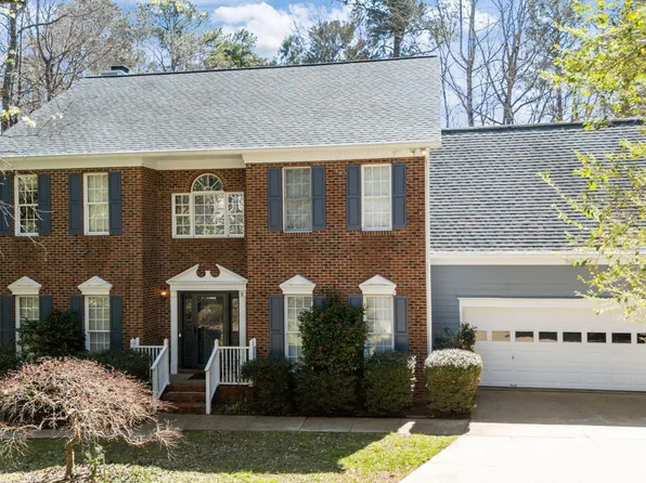 4 Biddle Ct, Durham, NC 27705