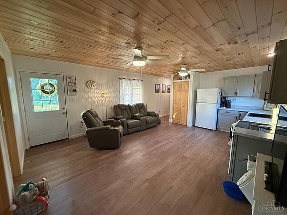5th image of 249 Malibu Dr