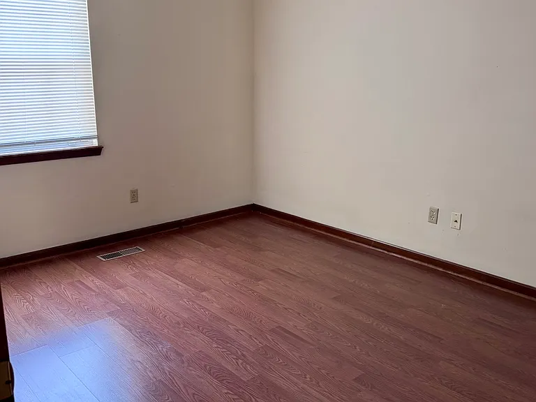 2nd bedroom upstairs