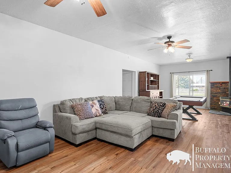 1210 W 100 S — Photo 16