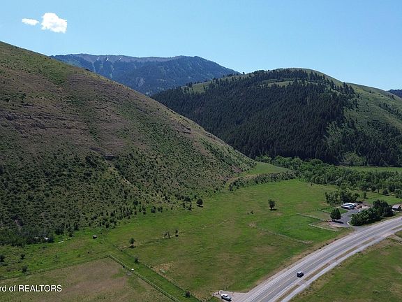 3rd image of 82350 Us Highway 89