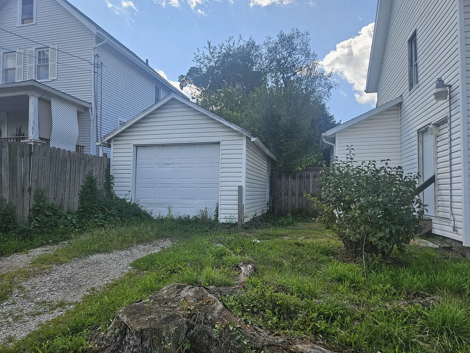 3 bed, 1192 sqft, $1,150 — Photo 2
