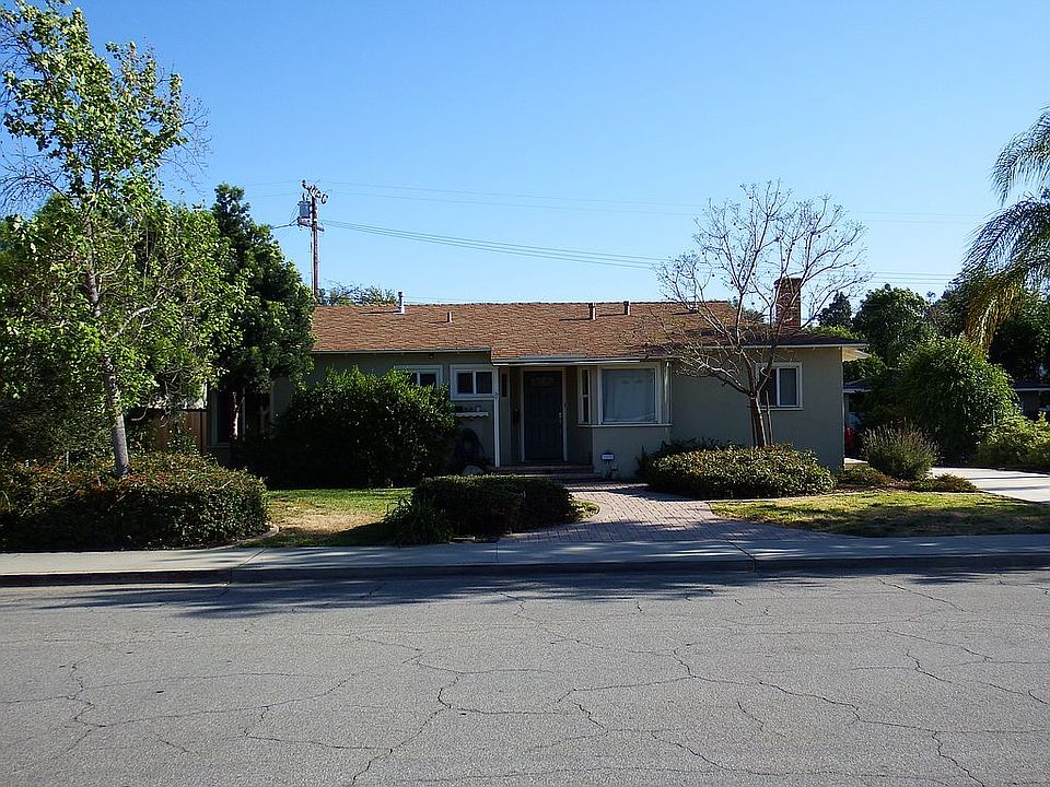 1st image of 274 W Oak Park Dr