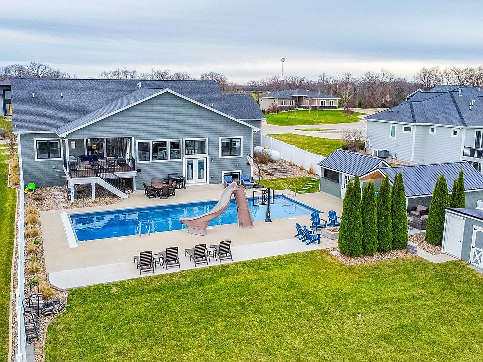 1st image of 28887 Frost Ln
