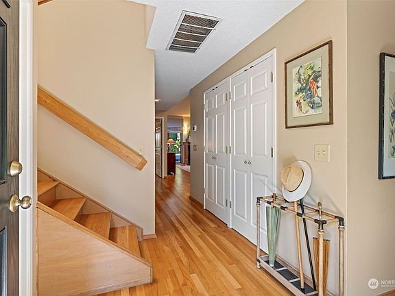 2nd image of 157 143rd Place NE #35
