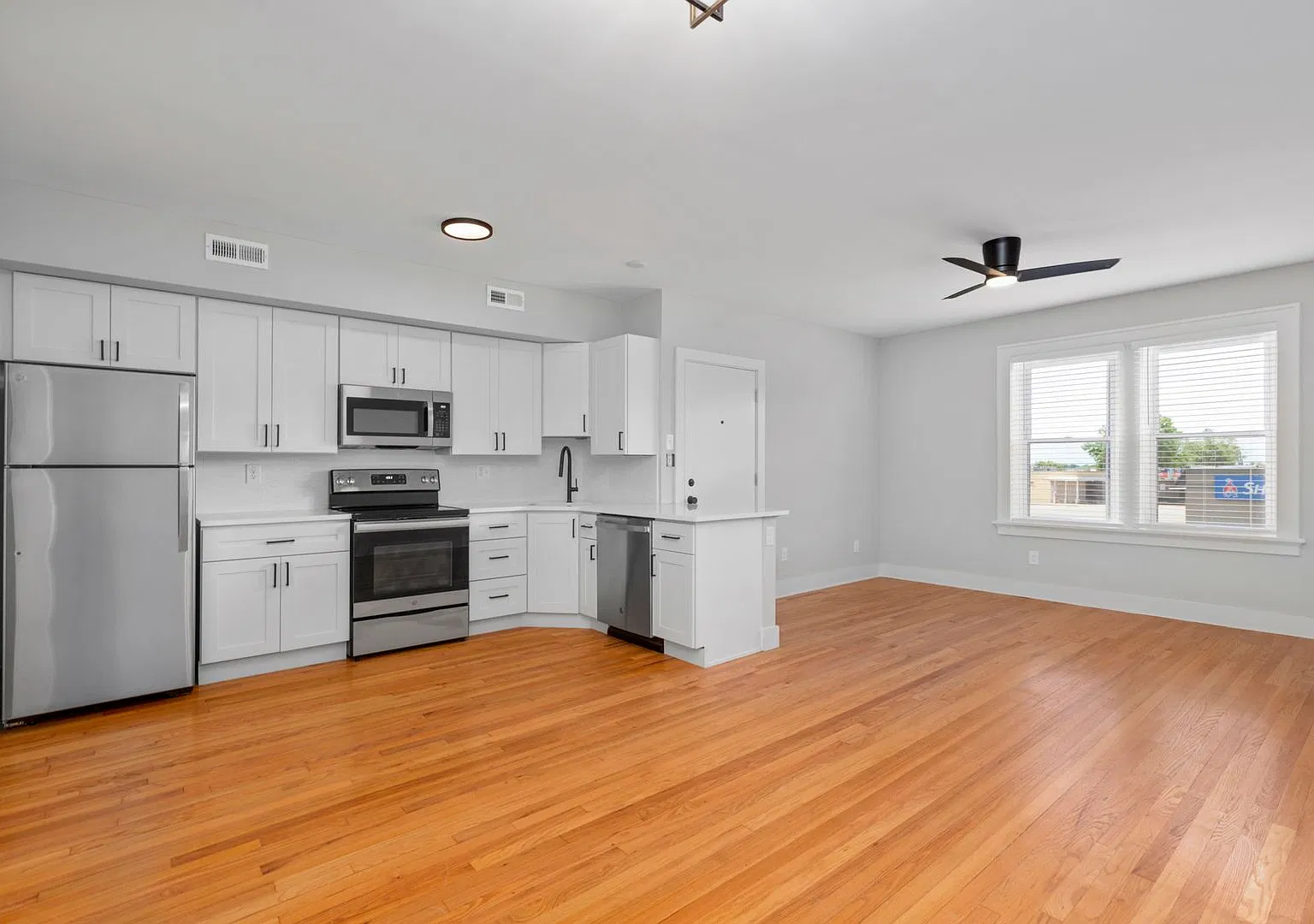 6201 Arsenal through 3051 Clifton — Photo 1