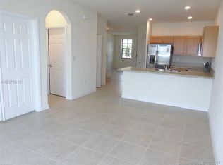 9370 W 34th Ct, Hialeah, FL 33018