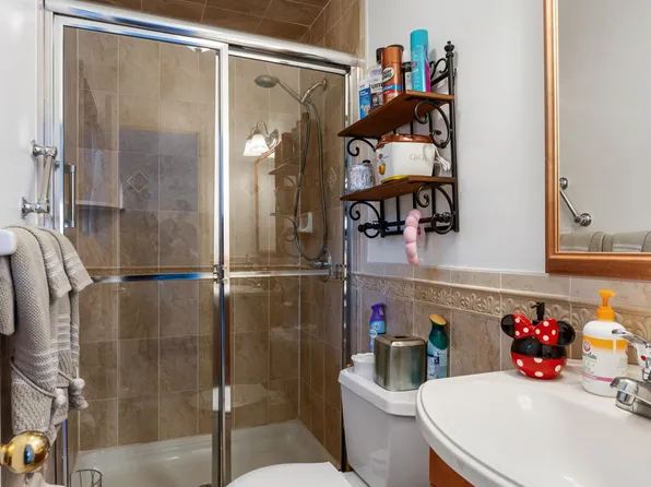 240 Alter Avenue image 15 of 40