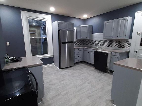 2nd image of 6 Grace Ct #1