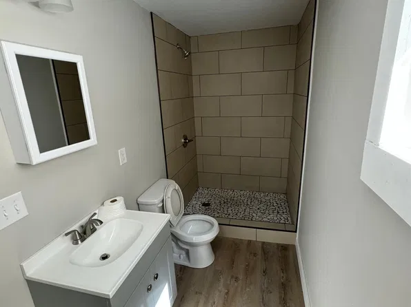 4008 Wood St, Wheeling, WV 26003