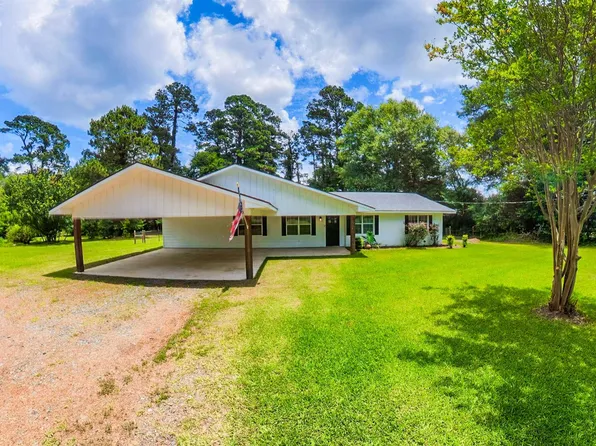 17853 Fm 31, Elysian Fields, TX 75642