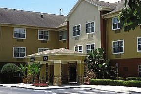 1st image of 1036 Greenwood Blvd