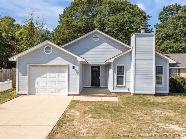 1677 Veanna Dr, Fayetteville, NC 28301