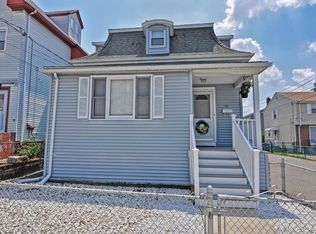 24 Prescott St, Everett, MA 02149