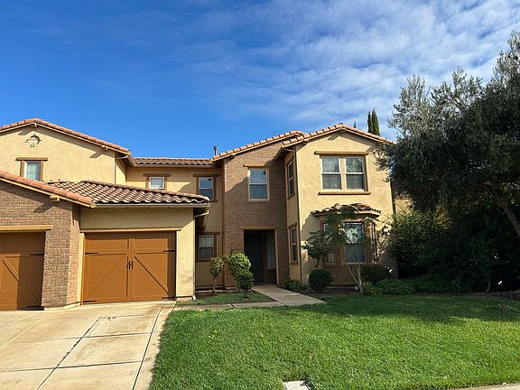 3rd image of 1178 Como Dr