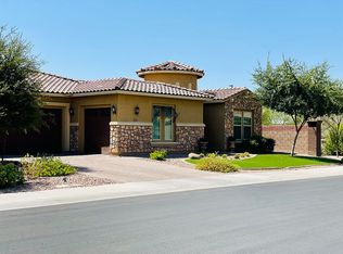 7564 S Abbey Ln, Gilbert, AZ 85298