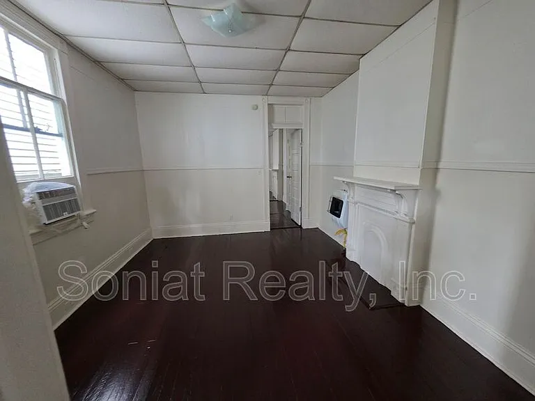 3030 Palmyra St — Photo 3