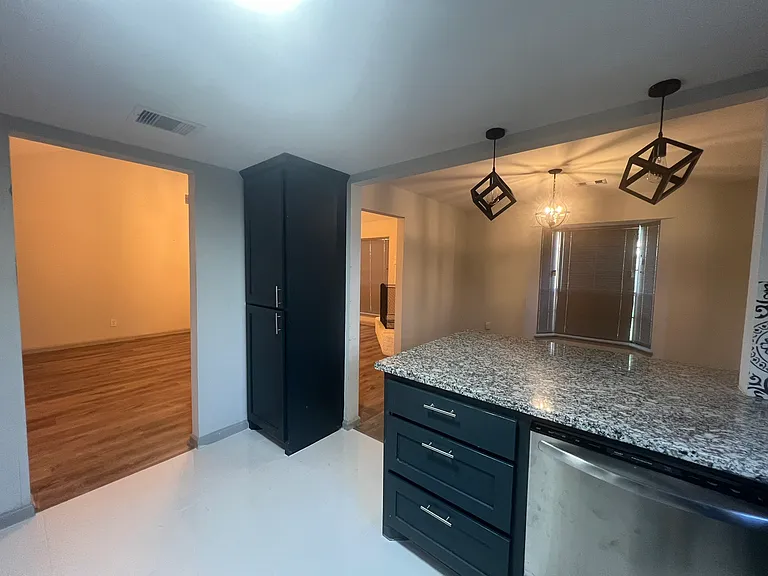 15119 Grove Gardens Dr — Photo 6