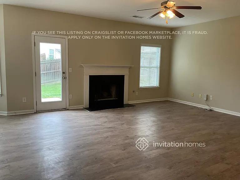 4015 Pointe Vecchio Cir — Photo 3